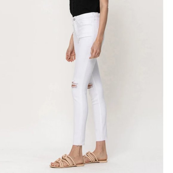 Vervet Mid Rise Distressed Jean White Amber Size 29 NWT - Picture 2 of 7